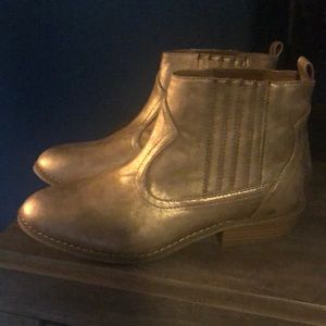 Target- Gold, Metallic booties NEVER WORN!🎉